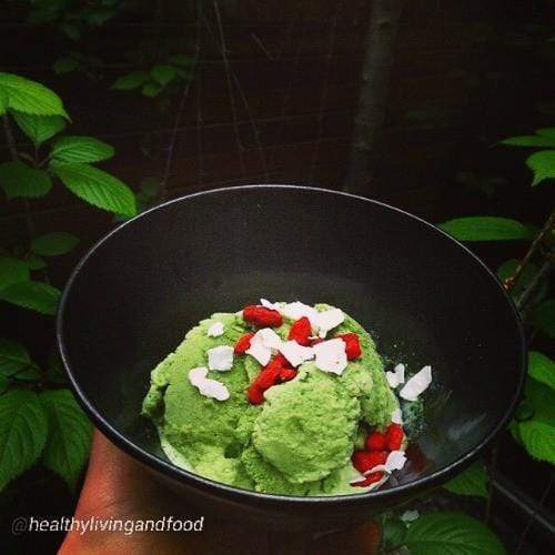Healthy Raw Matcha Ice Cream