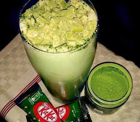 Matcha Green Tea KitKat Milkshake