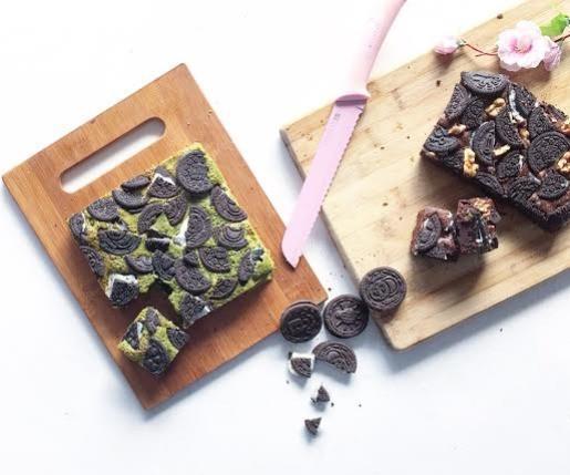 Matcha Oreo Fudgy Brownie Cake