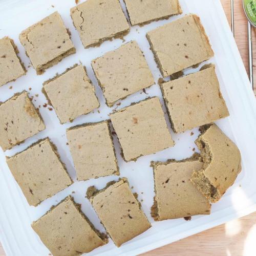 Vegan Green Tea Matcha Cake Slices