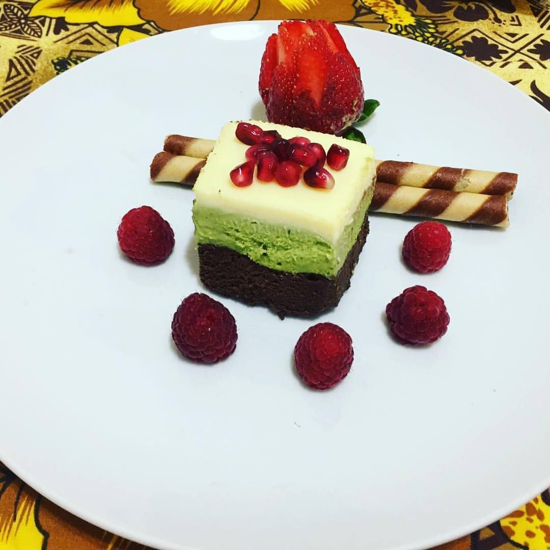 Trio Green Tea Matcha Chocolate Cake